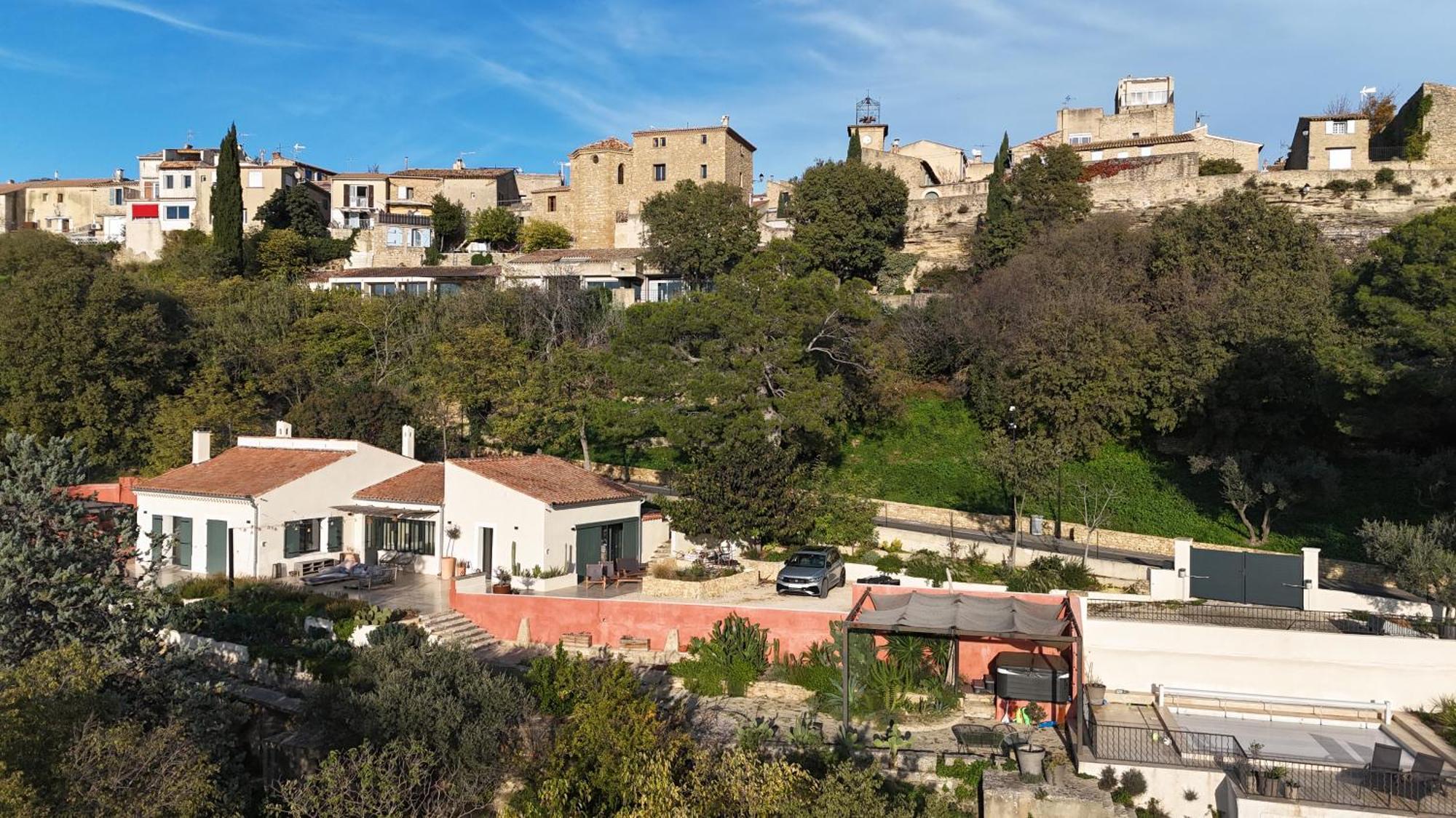 Sous Le « Figuier » Villa Cornillon-Confoux Luaran gambar